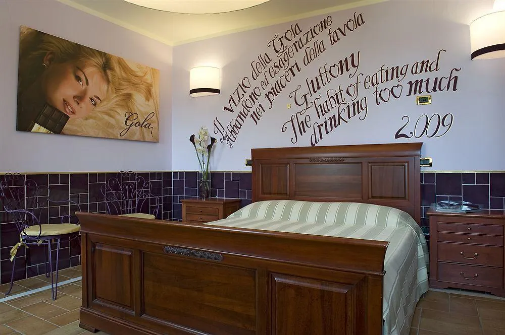 7 Vizi Hotel Cola  2*, Cola (Verona) Italy